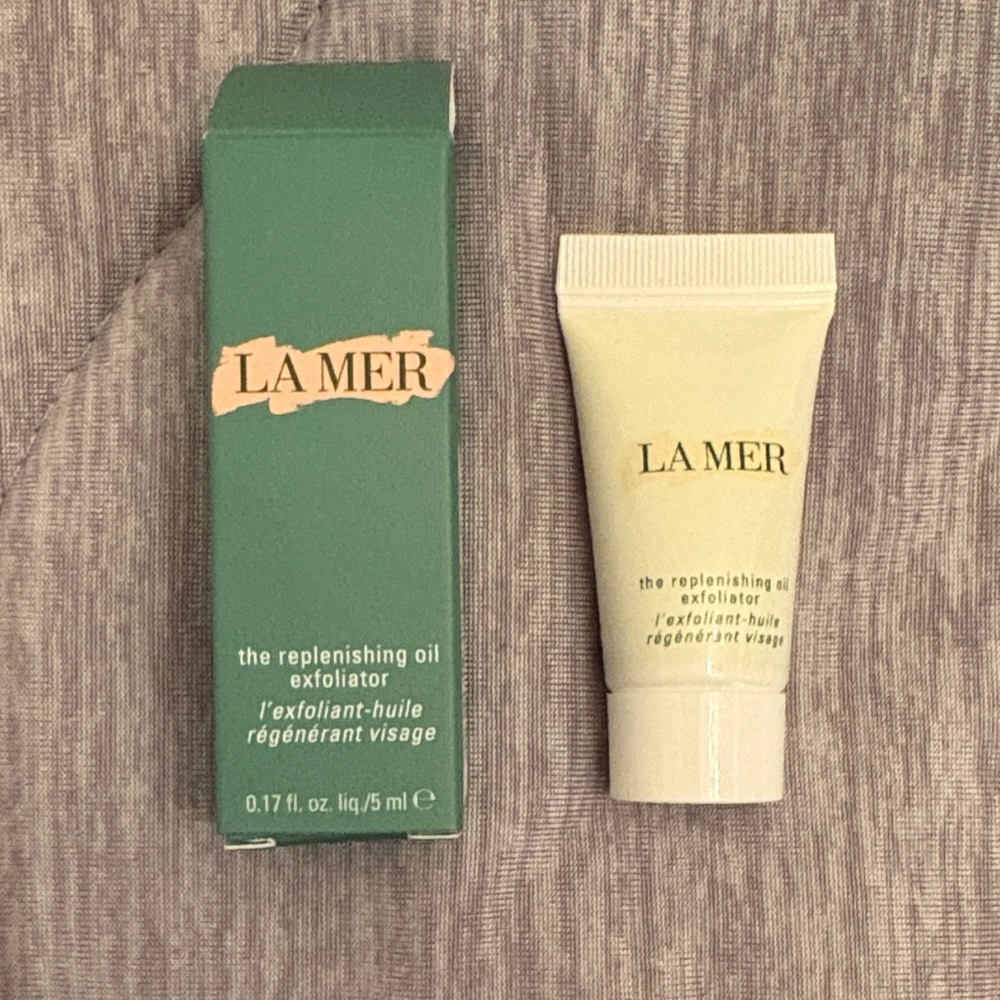 La Mer Exfoliator travel size
